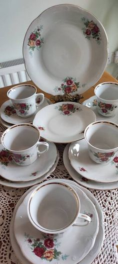 Porcelain set for 5
