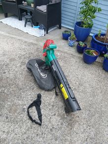 Qualcast electric blower vac 2800w