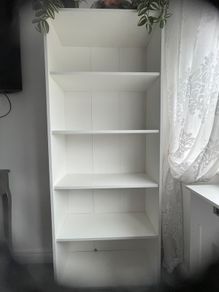 bookshelf