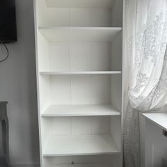 bookshelf