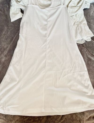 New cute white dress M/L