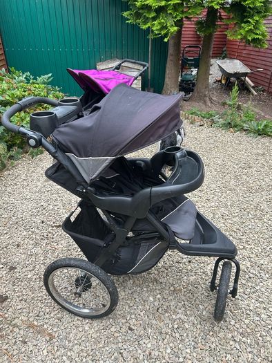 Graco three wheeler buggy