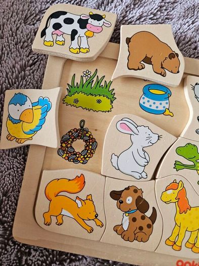 Goki Who Eats What? Wooden Matching Puzzle