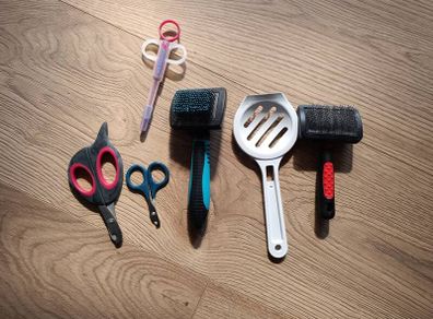 Cat Accessories Bundle Hair Brushes, Nail Clippers, Syringe