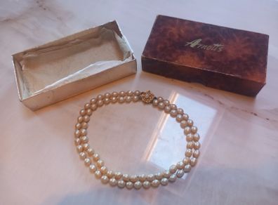 Deauville Imitation pearls, boxed by Arnotts, D18 post 8e