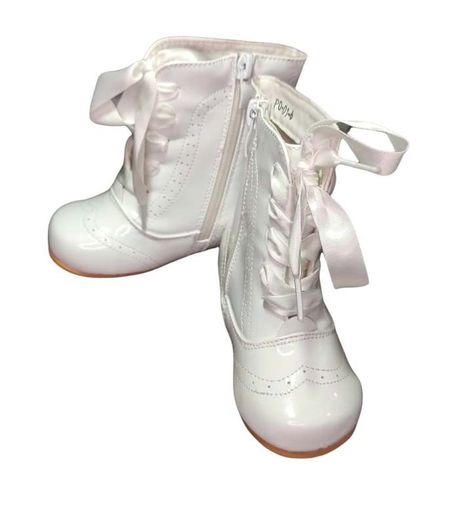 Girls' shoes boots lacquered.
