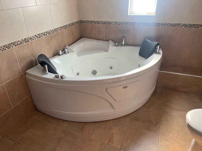 jacuzzi