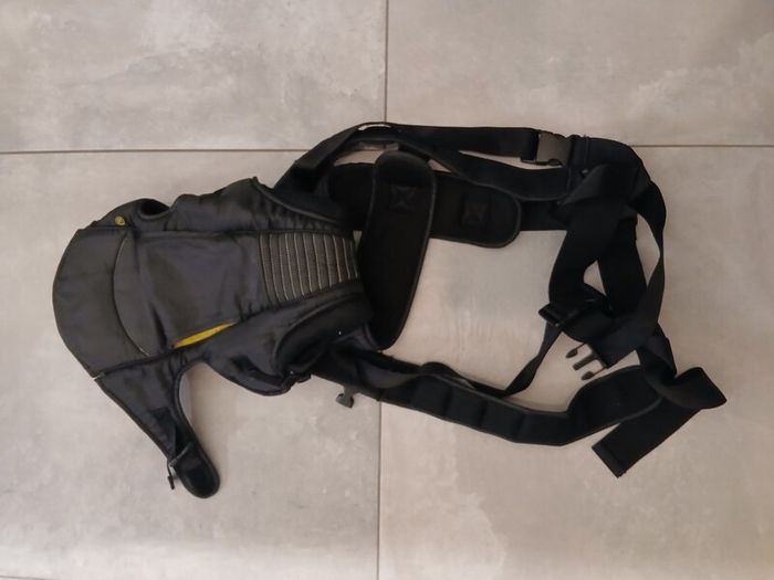 2 x Baby Carriers