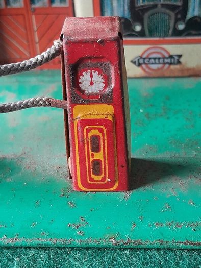 1930 garage toy tin plate