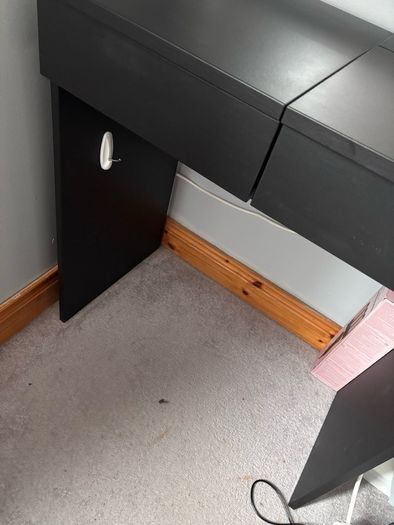 Dressing table with drawer and mirror