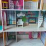 Large doll house with slide Image 4