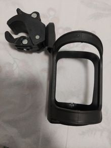 Bottle / cup holder