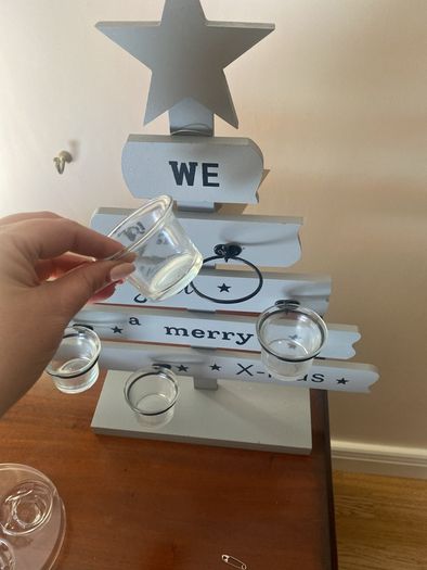 Xmas tree shape tea light holder