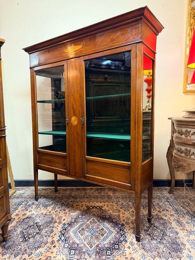 Elegant Sheraton Style 19th Century Display Cabinet