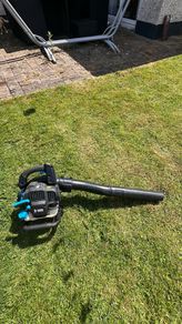 leaf blower