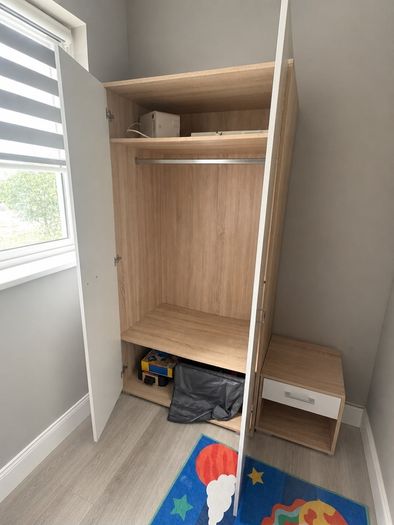 bedroom furniture set