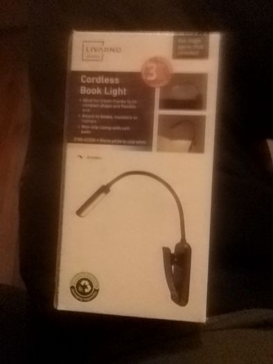 Cordless book light usb charged
