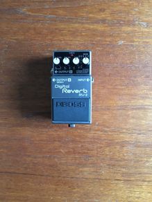 Boss RV-2 Digital Reverb