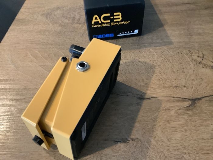 Boss AC-3 Acoustic Simulator box