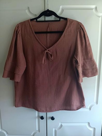 Cotton blouse  with ruffle sleeve