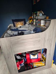 Mid sleeper with desk