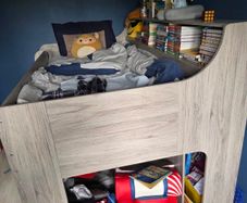 Mid sleeper with desk