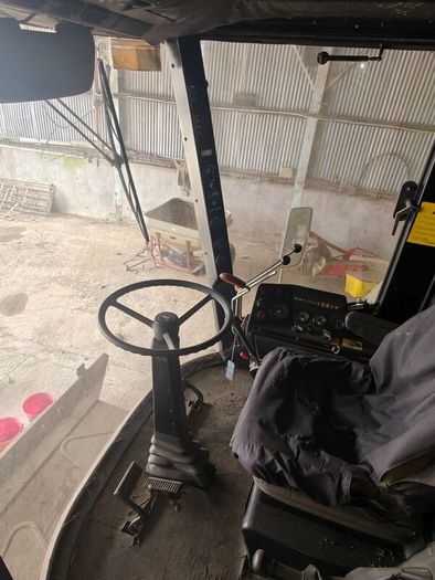 Combine harvester  1065