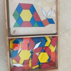 Melissa and Doug wooden shape puzzle
