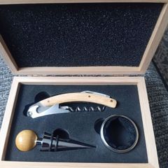 Wine Set in Bamboo Box with Waiter's Knife/Corkscrew, Wine Collar, Stainless Steel Bottle Stopper