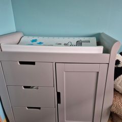 o baby changing unit