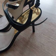 Mk size 6 and half m