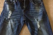 Skinny jeans