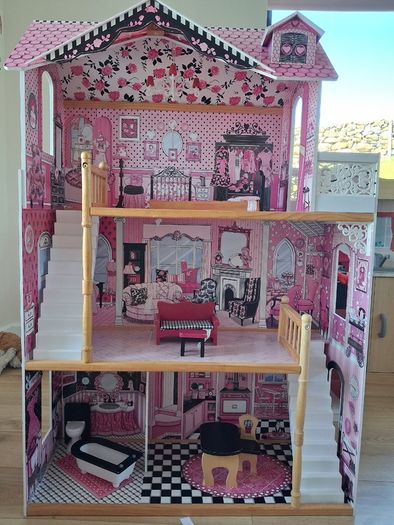 Dolls house