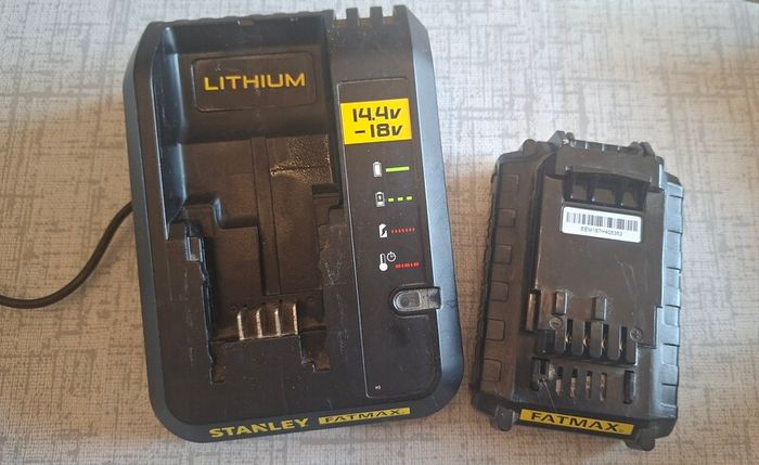 Stanley Fatmax 18V Impact Driver+Charger+2 batteries