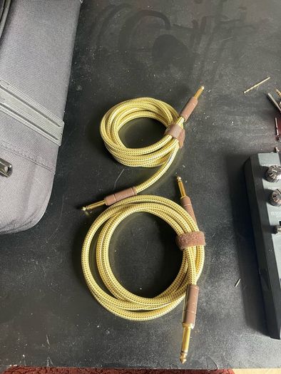 2 Fender Bender 1.5 metre guitar cables