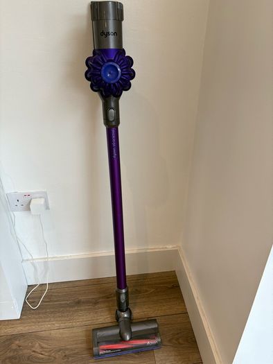 Dyson V6 Animal Hoover