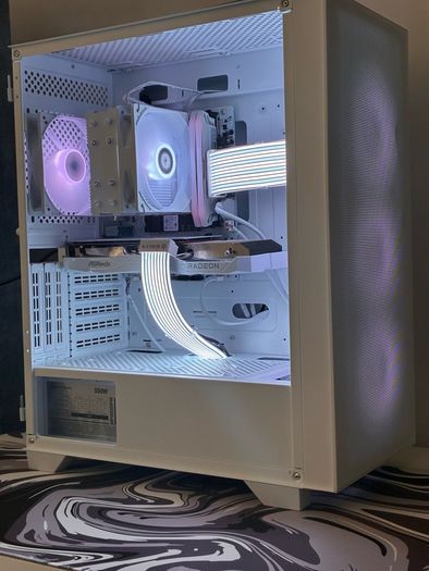 Gaming pc (will take first reasonable offer)