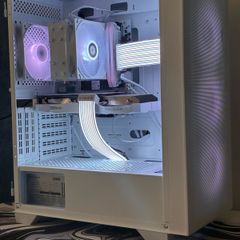 Gaming pc with free keyboard (negotiable just send me a price)