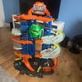 Hot wheels garage Image 3