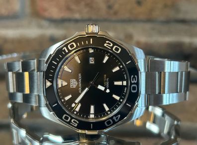TAG Heuer Aquaracer - Mens Wristwatch