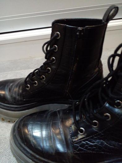 Bershka boots UK 5