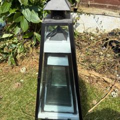 Black lanterns x3 decreasing size