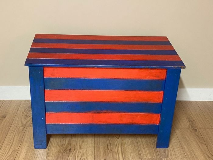 Large Wooden Storage Box / Blanket Chest | Very Good Condition