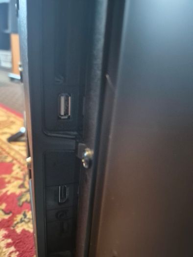 32" Toshiba Smart TV