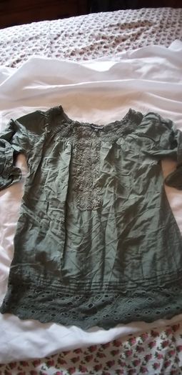 Warehouse Green Top
