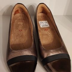 Clarks  shoes