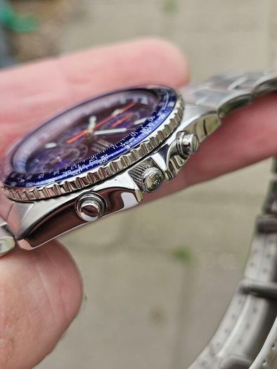 Watch Seiko Pilot Chronograph.
