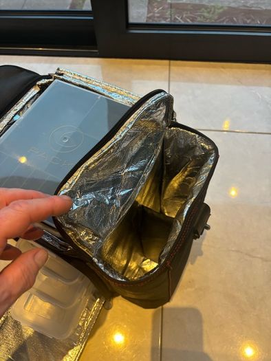 Bag suitable for fitness meal storage etc