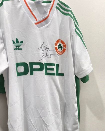 Niall Quinn signed jersey