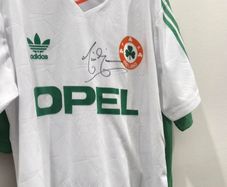 Niall Quinn signed jersey